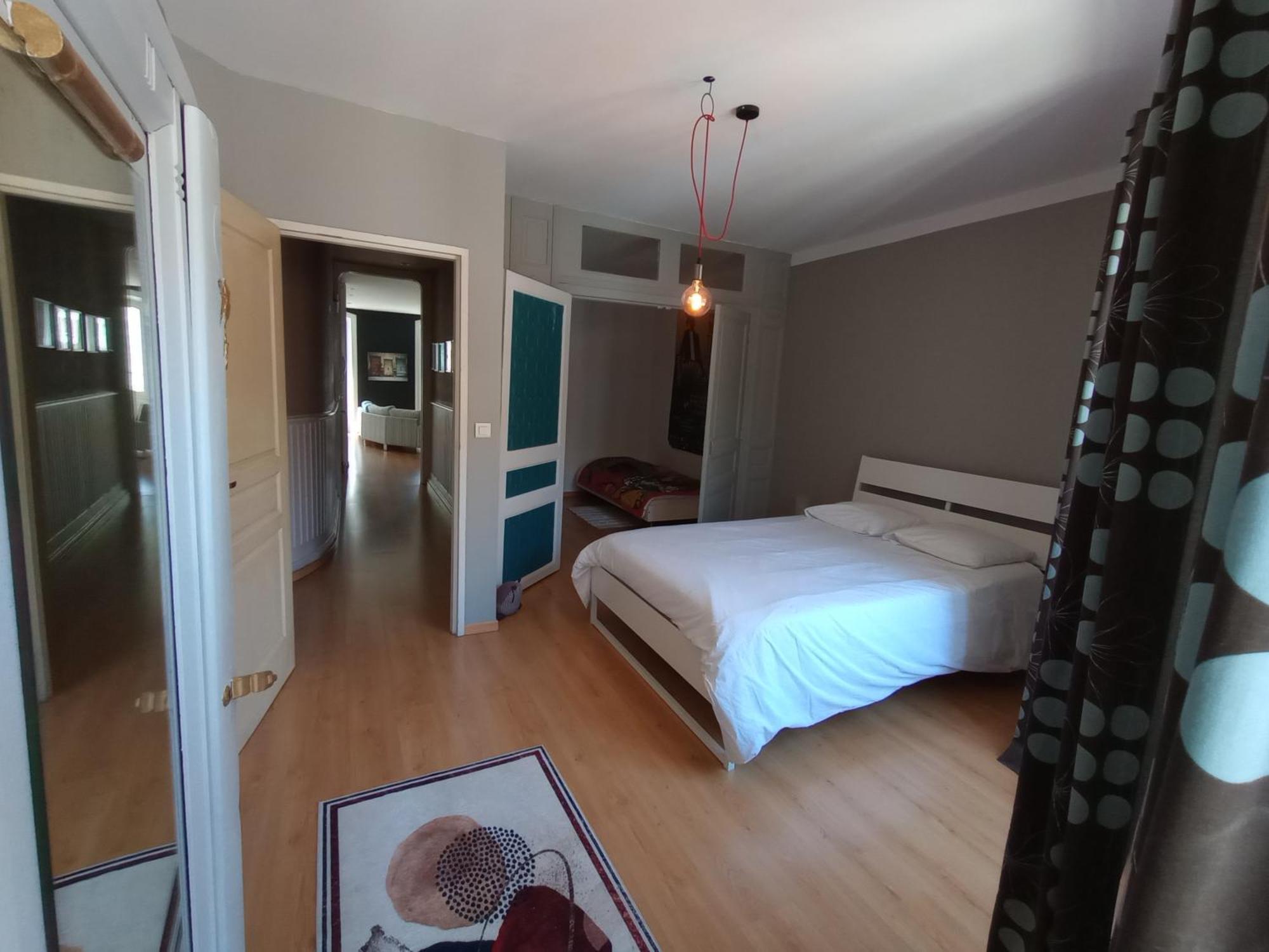 Tulle : Bel Appartement Lumineux En Centre Ville ภายนอก รูปภาพ